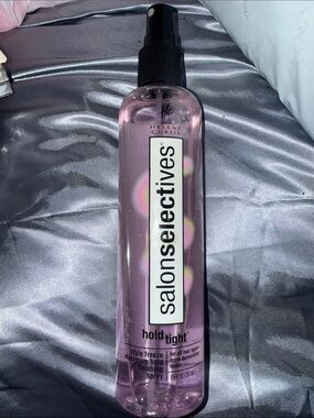 Salon Selectives Hold Tight freeze max hold finishing spray! Discontinued
